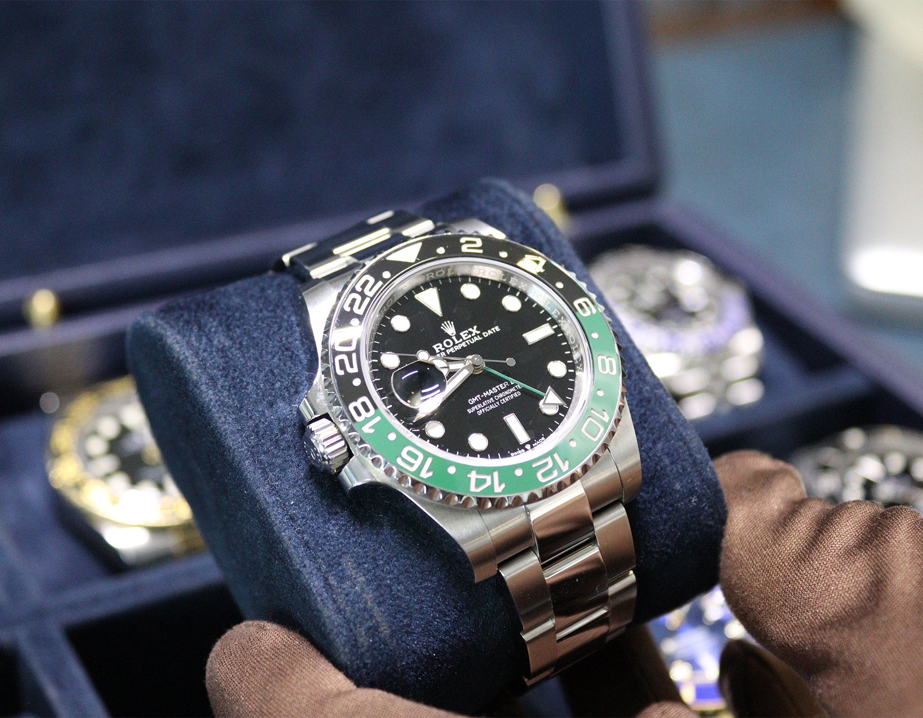 Where to Sell Luxury Watch with Full Authentication