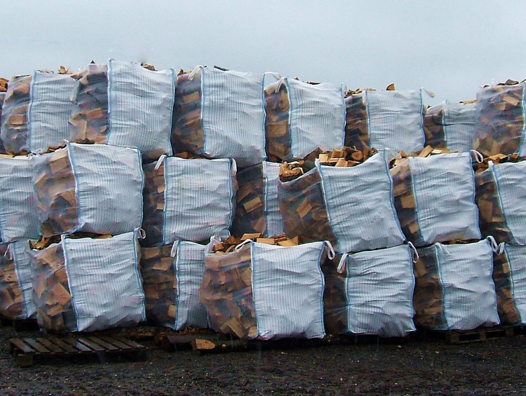 Firewood mesh bags Europe